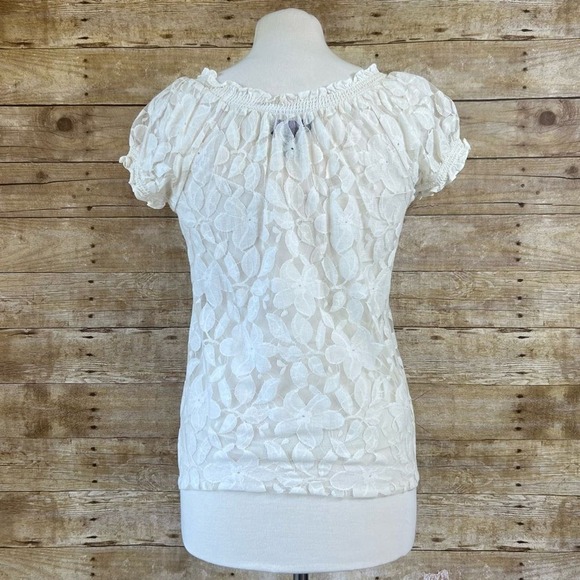Trulli Petite Ivory Floral Lace Peasant Blouse Smocked Tie Neck Short Sleeve XSP - Picture 6 of 7